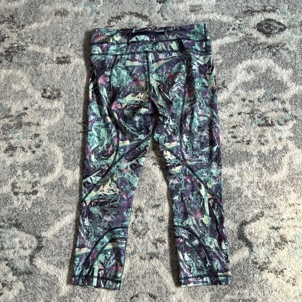 Lululemon Run Inspire Crop II *All Full-On Luxtreme